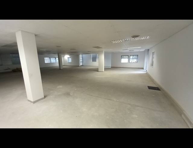308M² OFFICE TO LET IN BRYANSTON